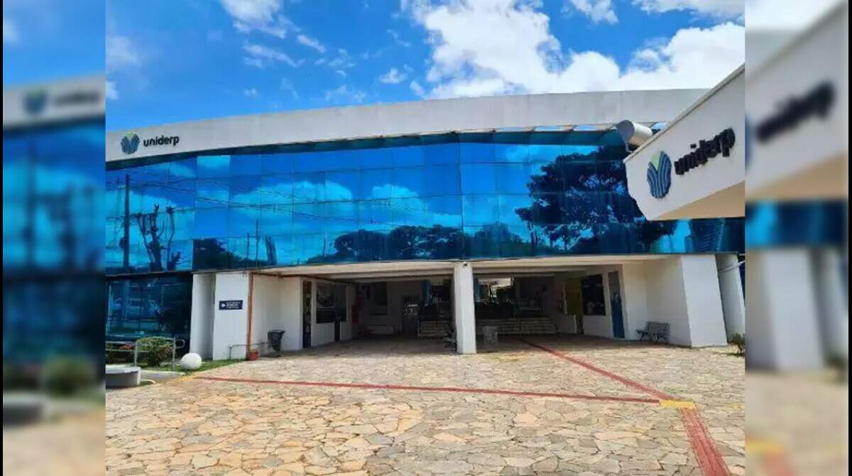 Só a Faculdade FEMAF em Pedreiras tem descontos exclusivos pelo Programa  Educa Mais Brasil, está esperando o quê? Aproveite a praticidade do  Vestibular Agendado e inscreva-se na instituição que mais cresce na