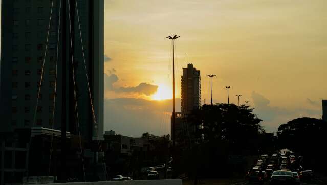 Estado teve chuva em 13 cidades e registrou sensa&ccedil;&atilde;o t&eacute;rmica de 46&ordm;C