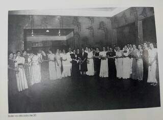 Bailes sociais já eram tradição na década de 1920. (Foto: Arquivo)