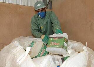 Os agrotóxicos à base de glifosato são os mais comercializados no mundo (Foto: Arquivo/Agência Brasil)
