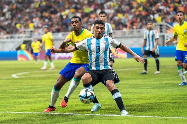 Brasil perde para a Argentina e &eacute; eliminado do Mundial Sub-17