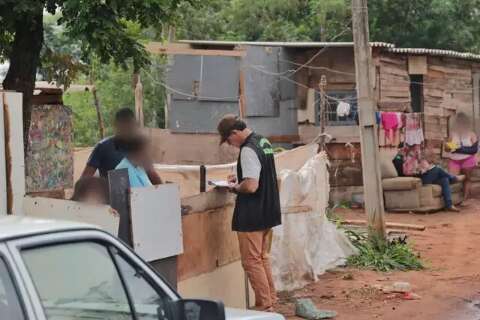 Despejo de famílias da favela Esperança é adiado após acordo 
