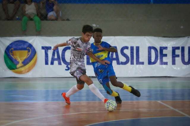 Equipe de MS perde, mas avan&ccedil;a em primeiro na Ta&ccedil;a Brasil de futsal