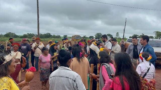 Encontro ind&iacute;gena em MS termina em meio a den&uacute;ncias de viol&ecirc;ncia e amea&ccedil;as