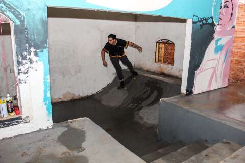 Inspirada em Florianópolis, galeria tem até pista de skate na sala 