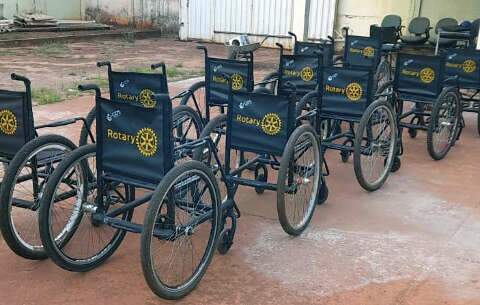 Detentos de Ivinhema transformam bicicletas em cadeiras de rodas para doação