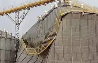 Estrutura de silo foi comprometida durante temporal (Foto: Rones Cezar/Alvorada Informa)