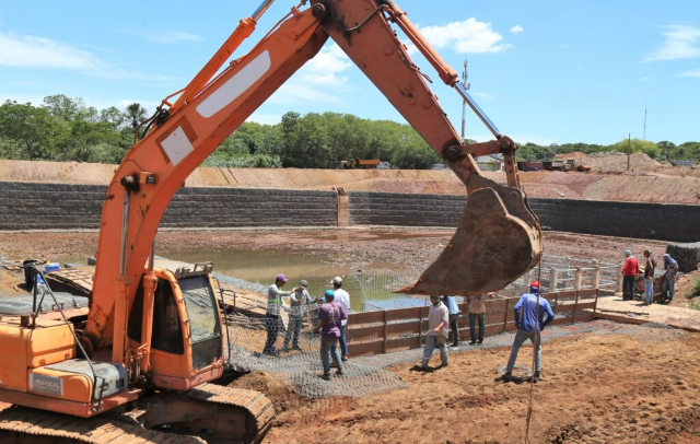 Obras do &ldquo;piscin&atilde;o&rdquo; na Avenida Mato Grosso entram na fase final