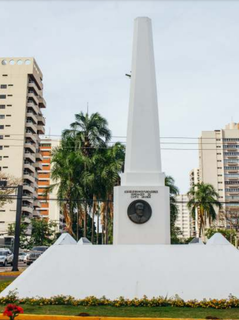 Obelisco foi construído para marcar limite da área urbana. (Foto: PMCG)