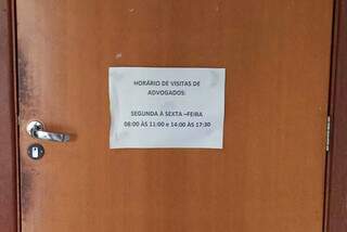 Porta de entrada para a parte interna do Garras, onde ficam as celas e demais dependências (Foto: Idaicy Solano)