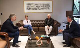 Encontro com secretário Jaime Verruck, senadora Tereza Cristina, Paulo Hartung e o governador Eduardo Riedel (Foto: Álvaro Rezende)