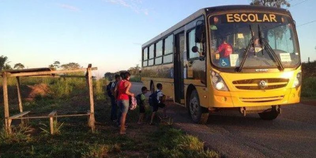 Motorista de &ocirc;nibus envolvido em atropelamento de crian&ccedil;a &eacute; afastado