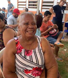 Eulete Pereira estava entre as 535 pessoas em busca de regularizar dívidas de moradia (Foto: Natália Olliver)