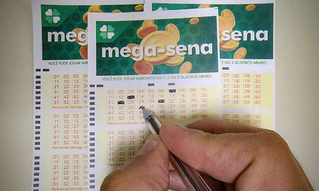 Mega-Sena recebe apostas para pr&ecirc;mio de R$ 30 milh&otilde;es