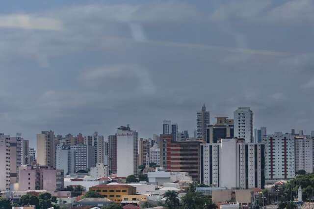 Domingo amanhece nublado e com previs&atilde;o de chuva em MS