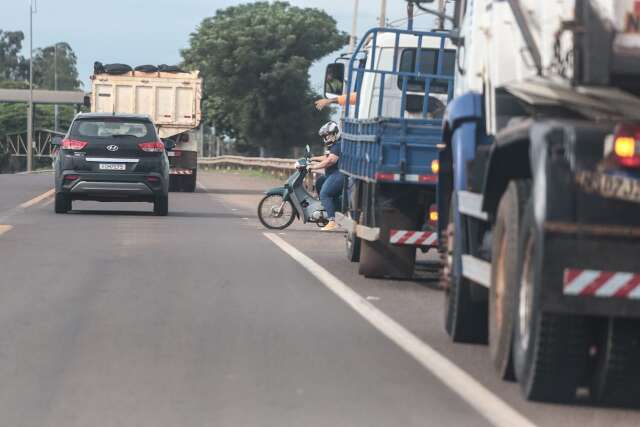 &ldquo;Engolido&rdquo; pela cidade, anel vi&aacute;rio &eacute; lar perigoso, ganha-p&atilde;o e muitos desafios