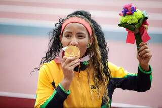 Silvânia Costa foi medalhista de ouro das Paralimpíadas de Tóquio (Foto: Wander Roberto/CPB)