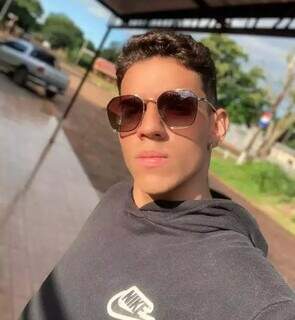 DNA confirma que partes de corpo encontrado em rio s&atilde;o de jogador esquartejado 
