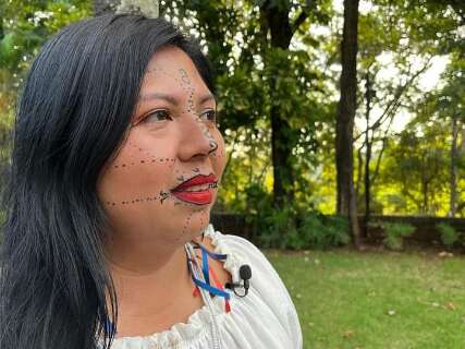Indígena de MS ganha maior prêmio de literatura com poema sonhado