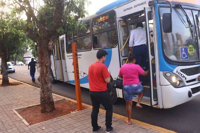 TJ suspende decis&atilde;o que obrigava reajuste de &ocirc;nibus na Capital
