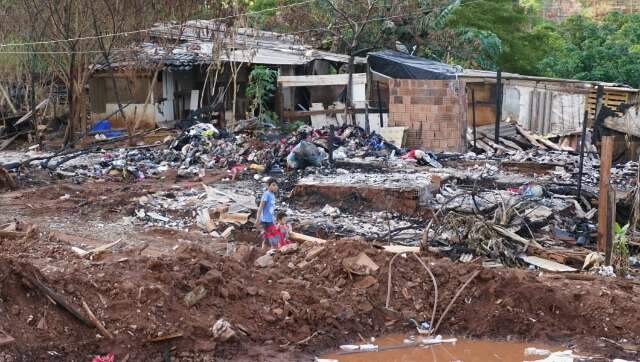 Passa em primeira vota&ccedil;&atilde;o projeto para casas de gra&ccedil;a a moradores do Mandela