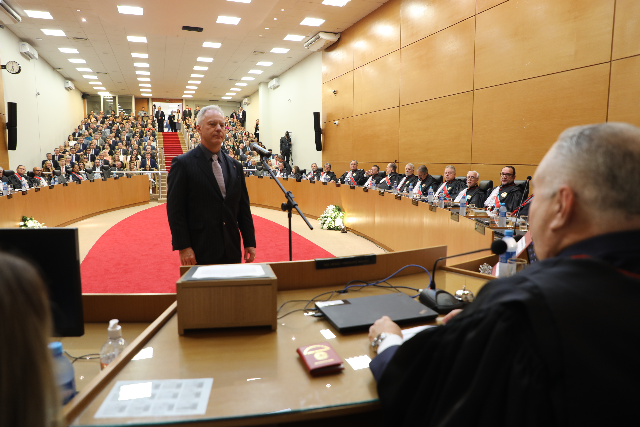  Em solenidade, Tribunal de Justi&ccedil;a empossa novo desembargador