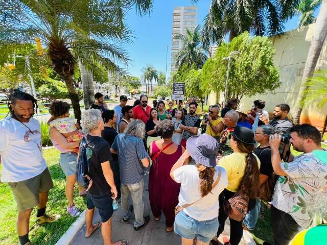 Sem acordo, representantes da cultura prometem seguir com protesto na C&acirc;mara 