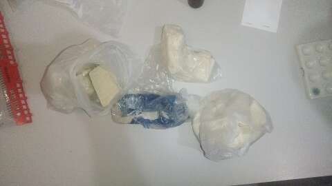 Polícia encontra 1 kg de cocaína pura em cela de presídio