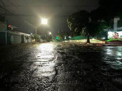 Domingo amanhece garoando e previsão é de frio e mais chuva - Cidades -  Campo Grande News