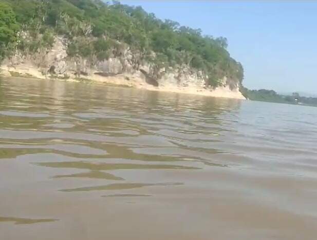 Bombeiros encontram corpo de homem que caiu de barco no Rio Paraguai