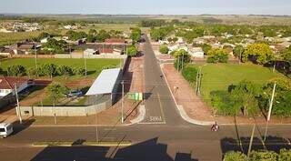 Imagem aérea de bairro asfaltado do município de Aral Moreira, a 397 km de Campo Grande (Foto: Arquivo/Edemir Rodrigues)