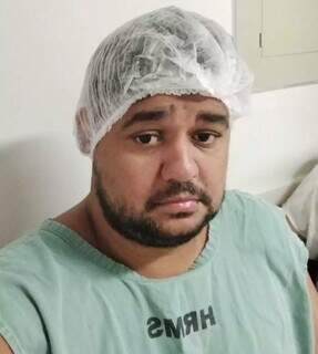 Antes de entrar na sala de cirurgia, Rodrigo caminhava, estava bem e tranquilo (Foto: arquivo da família)