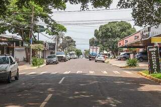 Avenida Bom Pastor, localizada no bairro Vilas Boas, em Campo Grande (Foto: Henrique Kawaminami)
