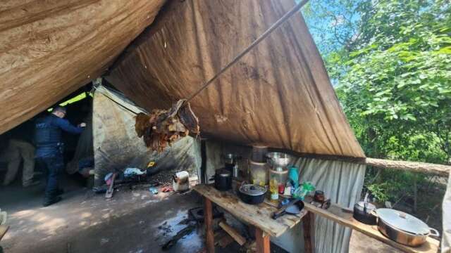 Mais 11 homens s&atilde;o resgatados de trabalho escravo em fazenda