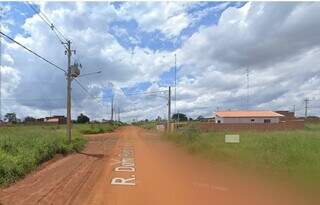 Rua onde ocorreu a colisão entre a motocicleta e o veículo Fiat Uno (Foto: Street View)