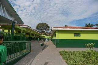 Patio de escola da Rede Estadual de Ensino (Foto: Marcos Maluf)