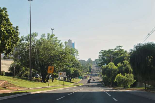 S&aacute;bado amanhece com c&eacute;u aberto, mas tem previs&atilde;o de tempestade 