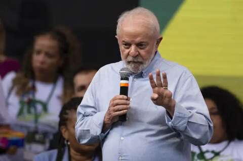 Lula assina indulto e perdoa multas, mas exclui condenados do 8 de janeiro
