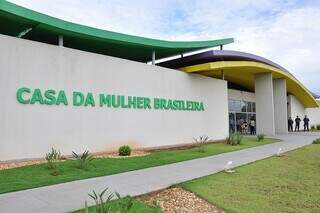 Fachada da Casa da Mulher Brasileira, uma referência nacional no atendimento a vítimas de violência (Foto: PMCG)