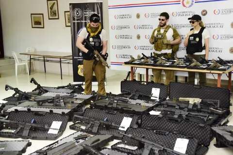 Armas apreendidas em operação internacional vão equipar forças policiais