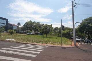 Terreno onde a nova Depac Centro será construída (Foto: Marcos Maluf)