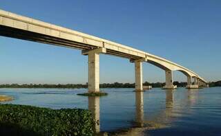 Ponte sobre o Rio Paraguai distante 70 quilômetros de Corumbá (Foto: Divulgação)