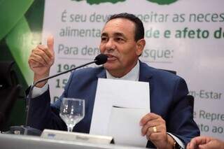 Presidente da Câmara Municipal, Carlos Augusto Borges, o Carlão (PSB), vai cumprir com a palavra dada aos servidores (Foto: Izaías Medeiros)
