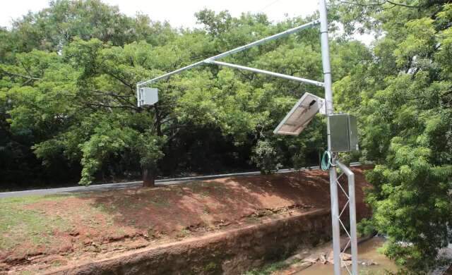 Sistema come&ccedil;a a ser instalado em c&oacute;rregos para alertar sobre inunda&ccedil;&otilde;es