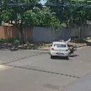 Motociclista é socorrido em estado grave após desrespeitar preferencial