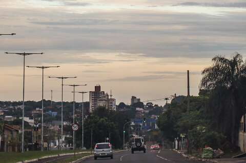 Janeiro come&ccedil;a com tempo nublado e m&aacute;xima pode chegar a 28&deg;C na Capital 