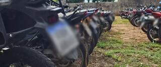 Motos apreendidas e mantidas no pátio da Defurv (Foto: Mylena Fraiha)