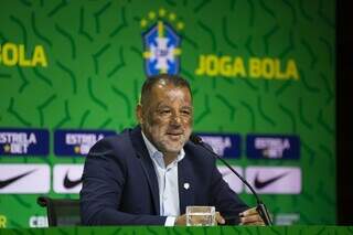 Treinador da Seleção convocou 16 atletas para a Copa América de Futsal (Foto: Thais Magalhães/CBF)