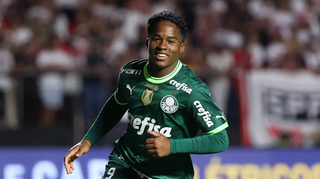 Atacante do Palmeiras e atual campeão brasileiro, Endrick está na lista final (Foto: Cesar Greco/Palmeiras) 