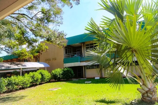 Fachada da Faculdade de Ciências da Saúde da UFGD, em Dourados. (Foto: Arquivo/Franz Mendes)